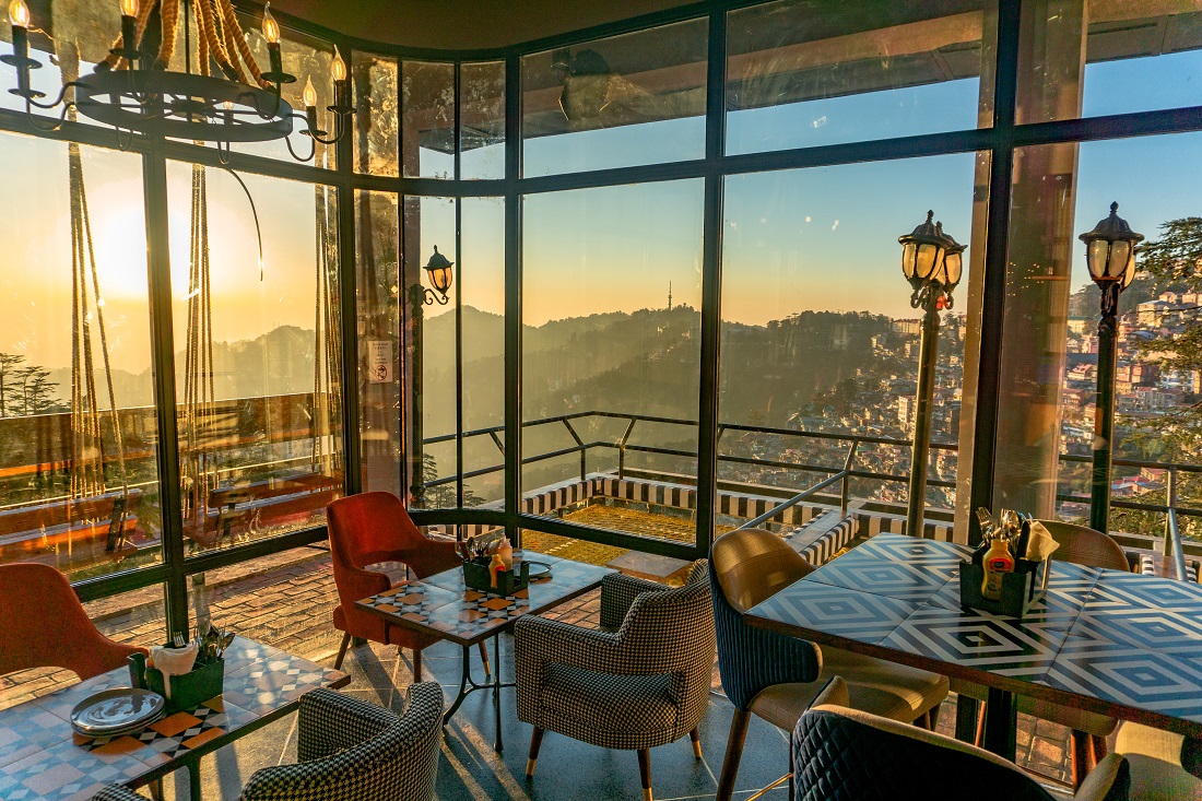 Tasty breakfast at the restaurant in shimla